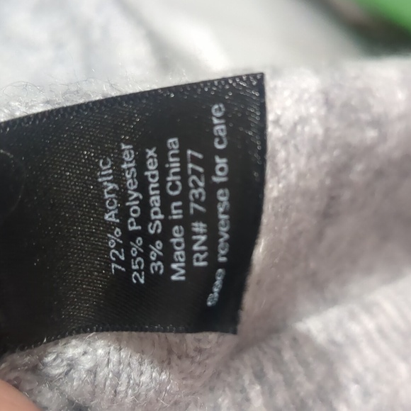 Vera Wang Gray Knit Sweater Skirt - Picture 5 of 5